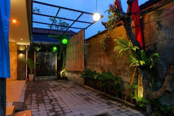 Valomia Guest House Kerobokan  Exterior photo
